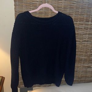 New gap sweater